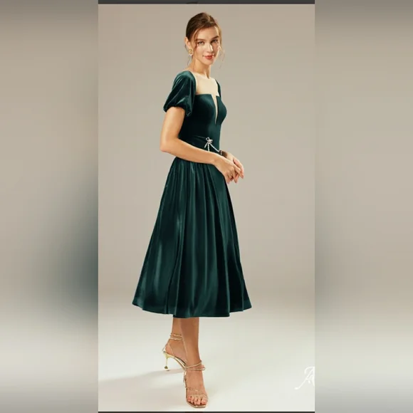 Aw Bridal | Dresses | Elegant Hunter Green Velvet Dress | Poshmark